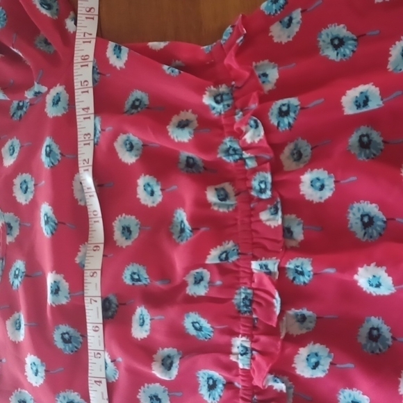 J . Crew floral dress size 2.Red with Blue and off white flowers. Beautiful. - Picture 15 of 15